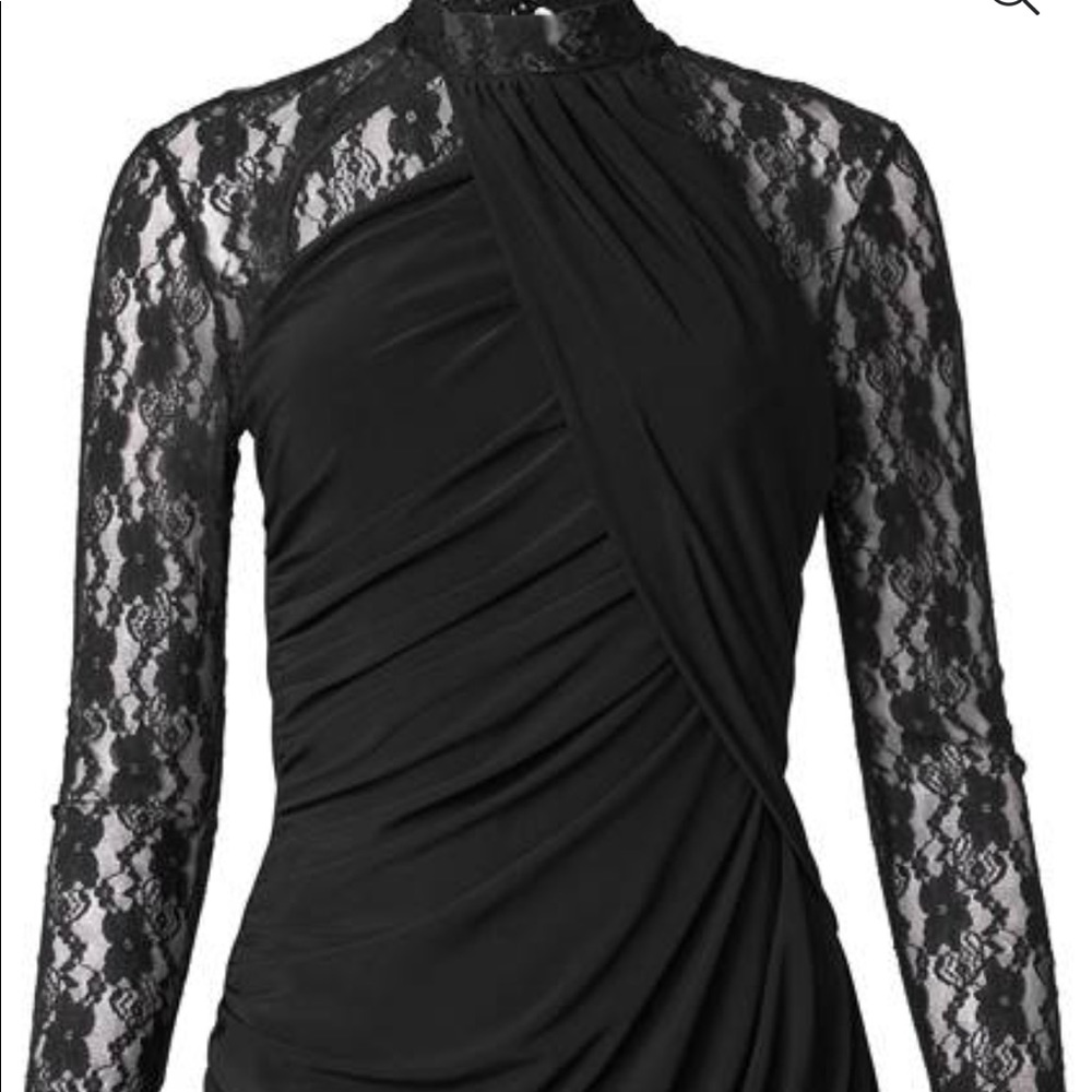 🙏🏼💓Just In 💓Surplice Top with Lace sleeves Size S Brand New Color Black - Picture 6 of 7
